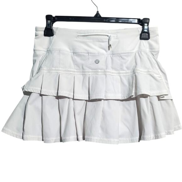 Lululemon Pace Setter Run Skirt White Size 4 Regular GUC Luxtreme Shorts - Picture 2 of 4